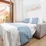 Grazioso Bilocale A بيت للعطل *