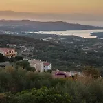 Grazioso Bilocale A بيت للعطل *