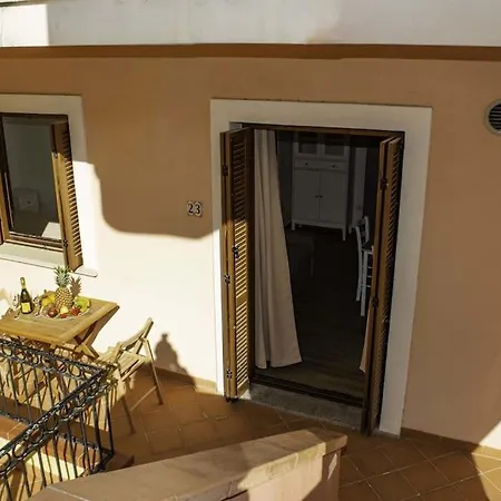 펜션 Grazioso Bilocale A 산타테레사의갈루라